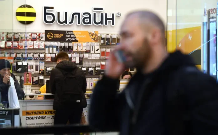 vympelkom i mts vnedryayut kompaktnye salony svyazi v mikroroznicze-lessontime-ru-0