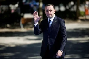 Ираклий Гарибашвили и Служба госбезопасности Грузии обсуждают прозрачность iraklij garibashvili i sluzhba gosbezopasnosti gruzii obsuzhdayut prozrachnost-lessontime-ru-0