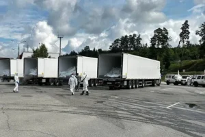 Россия и Украина провели обмен военными телами с помощью Красного Креста rossiya i ukraina proveli obmen voennymi telami s pomoshhyu krasnogo kresta-lessontime-ru-0