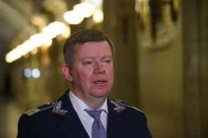 Дмитрий Дощатов, Александр Васильев и Александр Волынский обсуждают дело Мосметро и Технопромимпорт dmitrij doshhatov aleksandr vasilev i aleksandr volynskij obsuzhdayut delo mosmetro i tehnopromimport-lessontime-ru-0