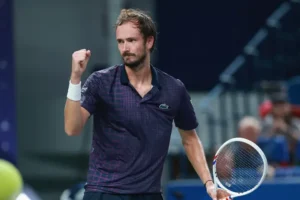Даниил Медведев вновь становится лидером среди российских теннисистов ATP daniil medvedev vnov stanovitsya liderom sredi rossijskih tennisistov -lessontime-ru-0
