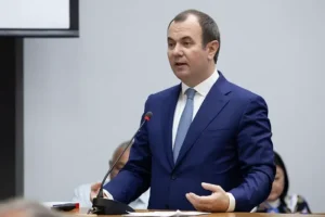 Иван Лебедев назначен статс-секретарем Минцифры для цифровой трансформации ivan lebedev naznachen statssekretarem minczifry dlya czifrovoj transformaczii-lessontime-ru-0