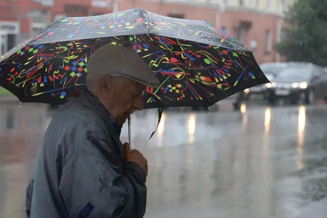 В России не стариков много, а молодых мало | Источник: Евгений Софийчук / NGS55.RU