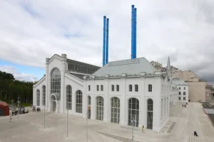 Олденбург и ван Брюгген представляют новые творения в ГЭС-2 и Метрополитен-музее oldenburg i van bryuggen predstavlyayut novye tvoreniya v ges2 i metropolitenmuzee-lessontime-ru-0