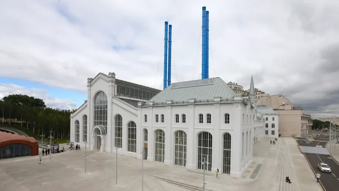 oldenburg i van bryuggen predstavlyayut novye tvoreniya v ges2 i metropolitenmuzee-lessontime-ru-0