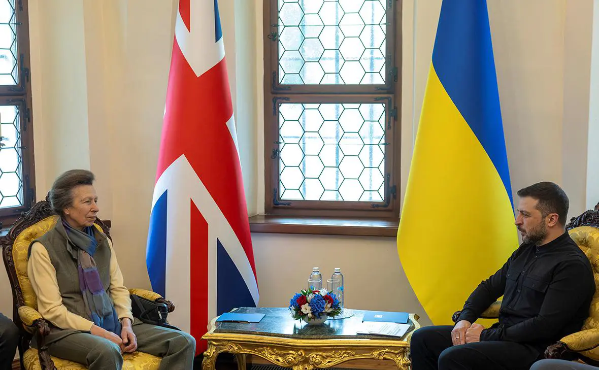 Принцесса Великобритании Анна и Владимир Зеленский (Thomas Peter / Reuters)