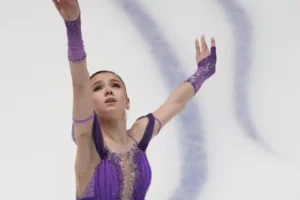 Станислава Константинова отмечает возвращение Валиевой и поддержку от Навки stanislava konstantinova otmechaet vozvrashhenie valievoj i podderzhku ot navki-lessontime-ru-0