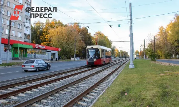 В Екатеринбурге родители зацеперов и водитель трамвая обсуждают будущее подростков-0