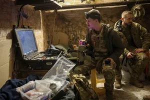 Юрий Кнутов рассказал о секретах дронов FP-1, включая GPS и РЭБ yurij knutov rasskazal o sekretah dronov 1 vklyuchaya i reb-lessontime-ru-0