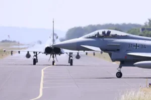 Карельские асы Финляндии и НАТО отрабатывают мастерство в небе на FA-18 Hornet karelskie asy finlyandii i nato otrabatyvayut masterstvo v nebe na 18 -lessontime-ru-0