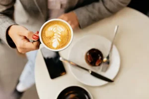 Антон Поляков и диетолог Марио Ортис делятся секретами пользы кофе anton polyakov i dietolog mario ortis delyatsya sekretami polzy kofe-lessontime-ru-0