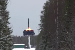 Успехи России в стратегических ядерных технологиях с участием Посейдона и Буревестника uspehi rossii v strategicheskih yadernyh tehnologiyah s uchastiem posejdona i burevestnika-lessontime-ru-0