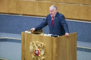 konstantin zatulin preduprezhdaet o posledstviyah pohvaly tokaeva trampu-lessontime-ru-0
