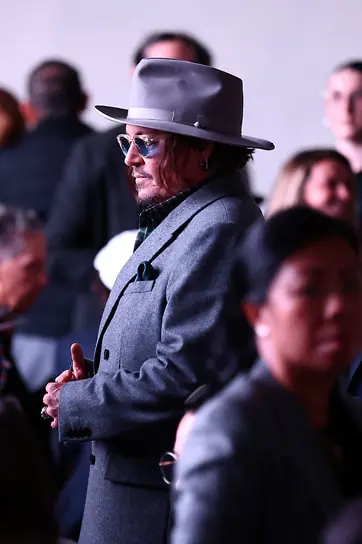 Джонни Депп на Неделе моды в Париже, 2025