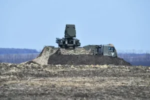 Украинские беспилотники атаковали Гуково и Новошахтинск в Ростовской области ukrainskie bespilotniki atakovali gukovo i novoshahtinsk v rostovskoj oblasti-lessontime-ru-0