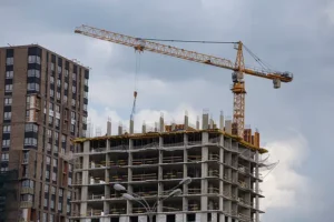 Айрат Гибатдинов выступил с инициативой поддержки семей с детьми в Госдуме ajrat gibatdinov vystupil s inicziativoj podderzhki semej s detmi v gosdume-lessontime-ru-0