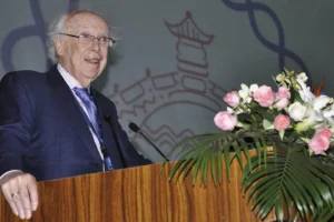 Джеймс Уотсон, Фрэнсис Крик и Розалинд Франклин открывают структуру ДНК dzhejms uotson frensis krik i rozalind franklin otkryvayut strukturu dnk-lessontime-ru-0