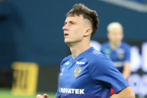 Александр Головин рассказал о своей мечте играть только за Реал или Барселону aleksandr golovin rasskazal o svoej mechte igrat tolko za real ili barselonu-lessontime-ru-0