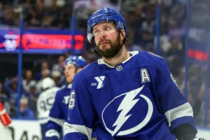 Блестящая игра Кучерова и Василевского принесла «Тампе-Бэй» победу над «Филадельфией» blestyashhaya igra kucherova i vasilevskogo prinesla tampebej pobedu nad filadelfiej-lessontime-ru-0