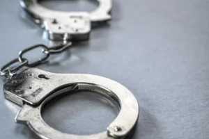 Что ждёт преступников, покусившихся на Андрея Мостового из «Зенита» chto zhdyot prestupnikov pokusivshihsya na andreya mostovogo iz zenita-lessontime-ru-0