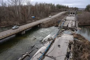Сергей Полетаев раскрывает, как КАБ, УМПК и ФАБ изменяют цели бомбардировок sergej poletaev raskryvaet kak kab umpk i fab izmenyayut czeli bombardirovok-lessontime-ru-0