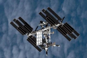 HEO Robotics демонстрирует уникальные возможности съемки МКС с орбиты demonstriruet unikalnye vozmozhnosti semki mks s orbity-lessontime-ru-0