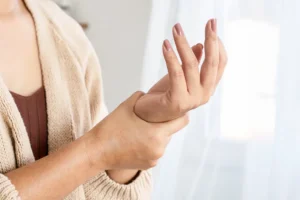 Наталья Степанова и Ирина Поляева рассказали о распознавании болей в суставах natalya stepanova i irina polyaeva rasskazali o raspoznavanii bolej v sustavah-lessontime-ru-0