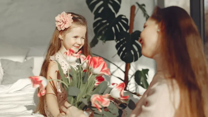 fotovystavka mamochka moya v klinu predlagaet vdohnovenie ko dnyu materi-lessontime-ru-0