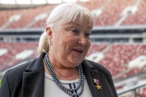 Татьяна Покровская и Светлана Ромашина открывают новые горизонты Федерации водных видов спорта России в Казани tatyana pokrovskaya i svetlana romashina otkryvayut novye gorizonty federaczii vodnyh vidov sporta rossii v kazani-lessontime-ru-0