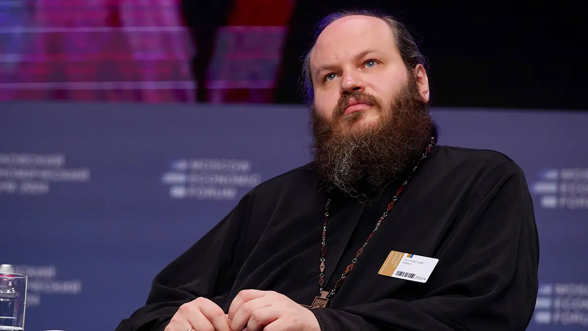 Священник Островский назвал любящих комфорт россиян корнем проблем с демографией