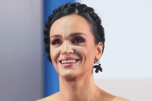 pochemu slava vybrala anatoliya daniliczkogo i chem porazil eyo evgenij petrosyan-lessontime-ru-0