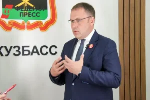 Сильный ураган в Кузбассе вызвал восстановление электроснабжения под контролем Ильи Середюка silnyj uragan v kuzbasse vyzval vosstanovlenie elektrosnabzheniya pod kontrolem ili seredyuka-lessontime-ru-0