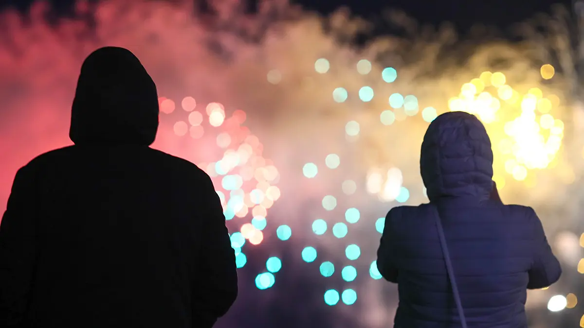 В Риге намерены запретить праздновать Новый год по московскому времени