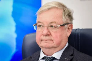 Сергей Степашин высказал мнение о решении Валерия Карпина покинуть «Динамо» и о временном руководстве Ролана Гусева sergej stepashin vyskazal mnenie o reshenii valeriya karpina pokinut dinamo i o vremennom rukovodstve rolana guseva-lessontime-ru-0