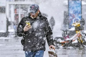 Свежее предсказание погоды обещает начало зимы в Москве svezhee predskazanie pogody obeshhaet nachalo zimy v moskve-lessontime-ru-0