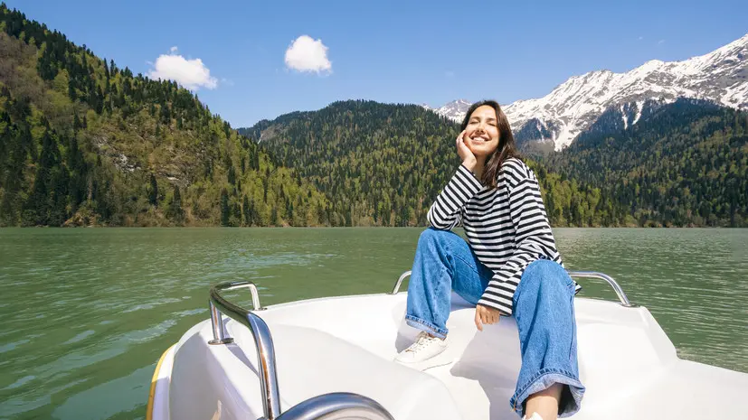 Российские туристы этой осенью чаще всего выбирали Тверь и Абхазию