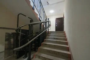 Молодожены борются за квартиру после сделки с пенсионеркой в стиле Ларисы Долиной molodozheny boryutsya za kvartiru posle sdelki s pensionerkoj v stile larisy dolinoj-lessontime-ru-0