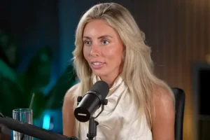 Бонни Блю получила решение суда на Бали о депортации и запрете на въезд в Индонезию bonni blyu poluchila reshenie suda na bali o deportaczii i zaprete na vezd v indoneziyu-lessontime-ru-0