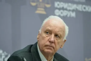 Александр Бастрыкин и Следственный комитет России разрабатывают стратегию конфискации имущества по коррупционным преступлениям aleksandr bastrykin i sledstvennyj komitet rossii razrabatyvayut strategiyu konfiskaczii imushhestva po korrupczionnym prestupleniyam-lessontime-ru-0