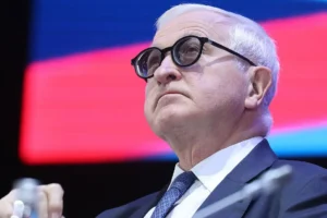 Александр Шохин считает, что ЦБ России снизит ставку до 15,5% в 2025 году aleksandr shohin schitaet chto czb rossii snizit stavku do 155 v 2025 godu-lessontime-ru-0