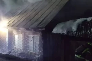 Арслан из Белорецка спас брата при пожаре, МЧС Башкирии отмечает смелость arslan iz beloreczka spas brata pri pozhare mchs bashkirii otmechaet smelost-lessontime-ru-0