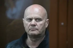 Владислав Логинов и Роман Тютюник раскрывают новые детали дела Александра Мацака vladislav loginov i roman tyutyunik raskryvayut novye detali dela aleksandra maczaka-lessontime-ru-0