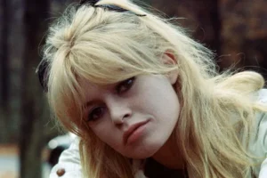 Джейн Биркин и Брижит Бардо представляют незабываемый стиль Франции dzhejn birkin i brizhit bardo predstavlyayut nezabyvaemyj stil franczii-lessontime-ru-0