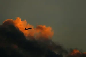 Связь Маргарет Тэтчер и Мозамбика с EasyJet и Дональдом Трампом svyaz margaret tetcher i mozambika s i donaldom trampom-lessontime-ru-0