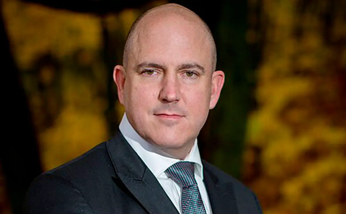 Джон Марк Дуган (Ruphotog / Wikipedia)