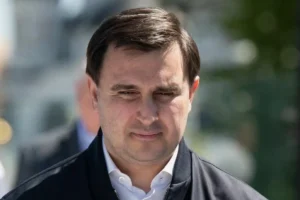 Филипп Науменко из Реутова попал в ДТП и борется за жизнь в коме filipp naumenko iz reutova popal v dtp i boretsya za zhizn v kome-lessontime-ru-0