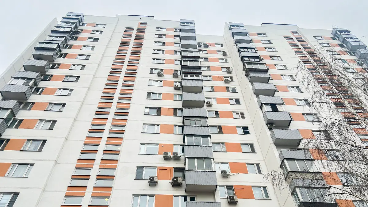 В районе Отрадное завершился капитальный ремонт дома 1983 года постройки