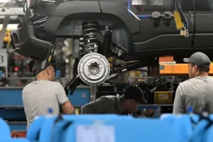 Когда АвтоВАЗ представит новый минивэн Lada и какие у него перспективы kogda avtovaz predstavit novyj miniven i kakie u nego perspektivy-lessontime-ru-0