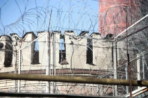 Коломенский суд пресек попытку сотрудника ФСИН пронести наркотики в колонию kolomenskij sud presek popytku sotrudnika fsin pronesti narkotiki v koloniyu-lessontime-ru-0