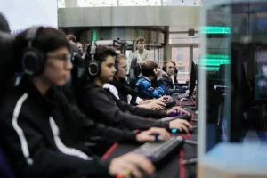 Московская международная неделя видеоигр вошла в Книгу рекордов России moskovskaya mezhdunarodnaya nedelya videoigr voshla v knigu rekordov rossii-lessontime-ru-0